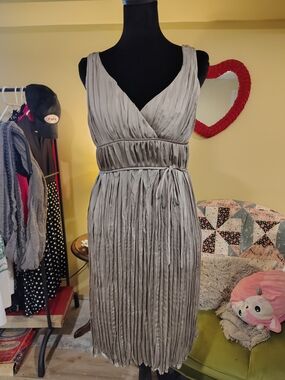 Banana Republic Taupe Pleated V-Neck Midi Dress
